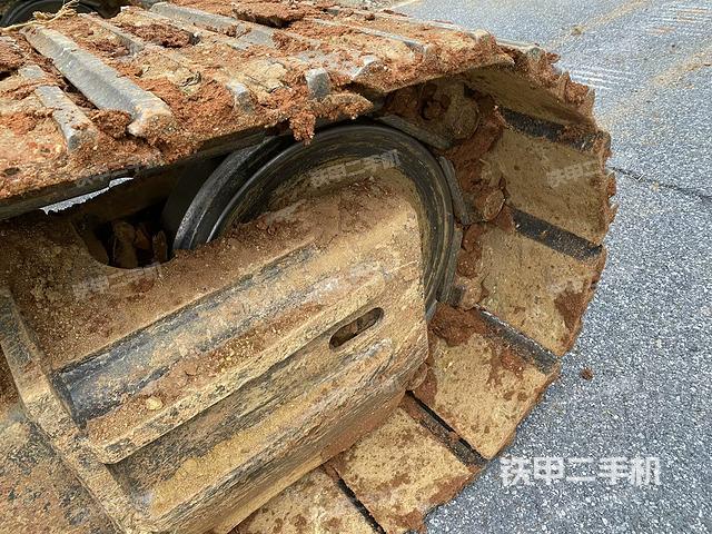 右導(dǎo)向輪（行走機(jī)構(gòu)）