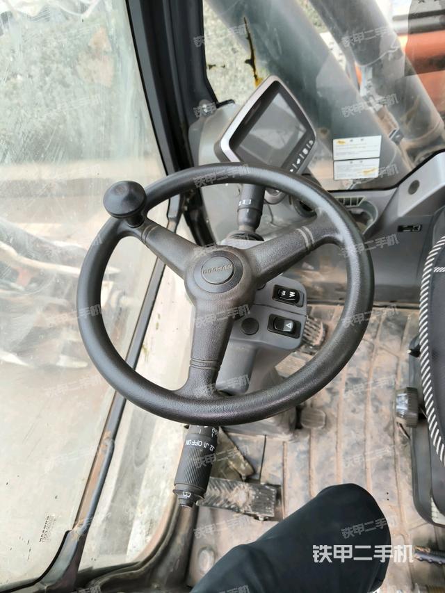 顯示屏?（駕駛室部分）