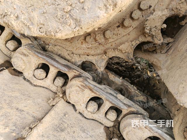 右側(cè)行走馬達(dá)蓋板(行走機(jī)構(gòu)) 右側(cè)行走馬達(dá)蓋板(行走機(jī)構(gòu))