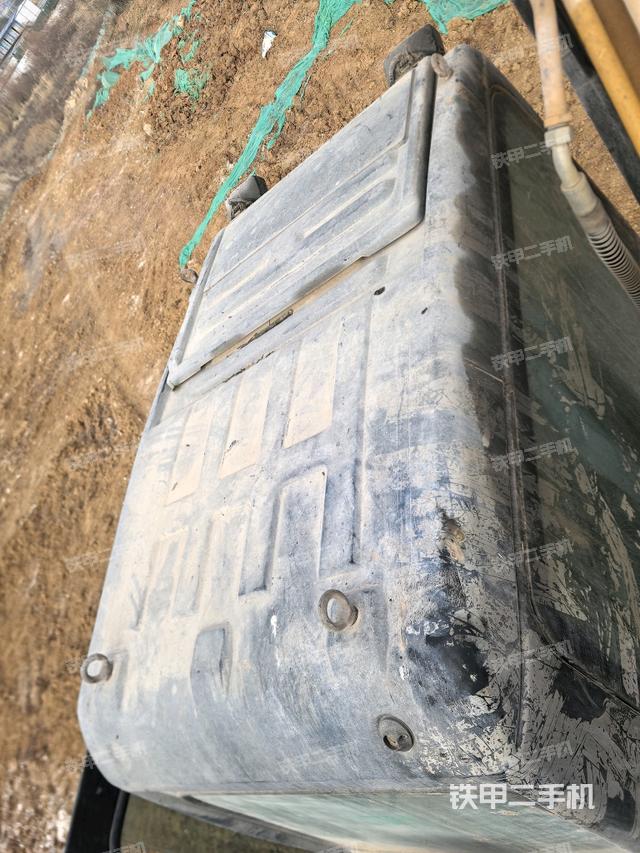 駕駛室頂部俯視(上車部件) 駕駛室頂部俯視(上車部件)