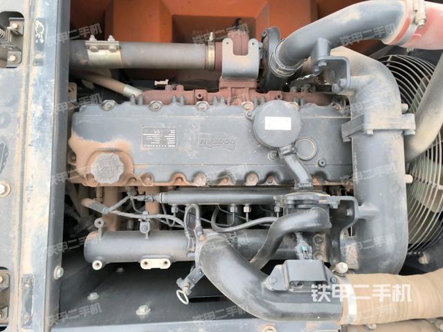 氣門室蓋螺絲特寫（上車部件）