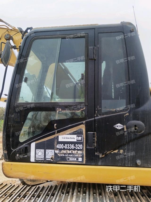 駕駛室正側(cè)（駕駛室部分）