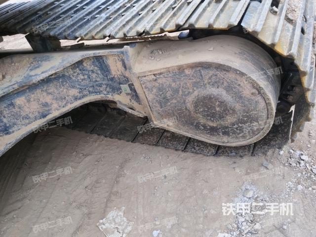 左側(cè)行走馬達(dá)蓋板（行走機(jī)構(gòu)）