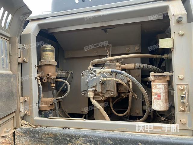 液壓泵室（大件艙室）