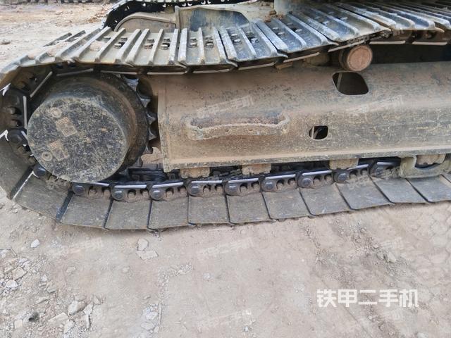 右驅(qū)動(dòng)輪（行走機(jī)構(gòu)）