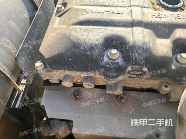 氣門(mén)室蓋螺絲特寫(xiě)(上車部件) 氣門(mén)室蓋螺絲特寫(xiě)(上車部件)