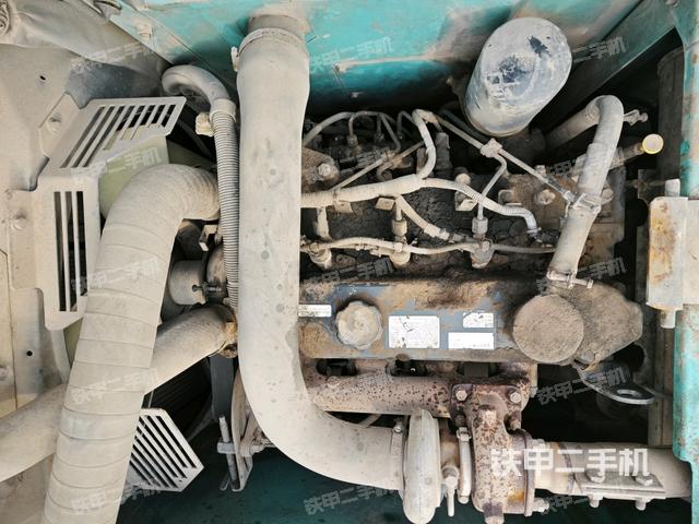 氣門室蓋螺絲特寫(上車部件) 氣門室蓋螺絲特寫(上車部件)