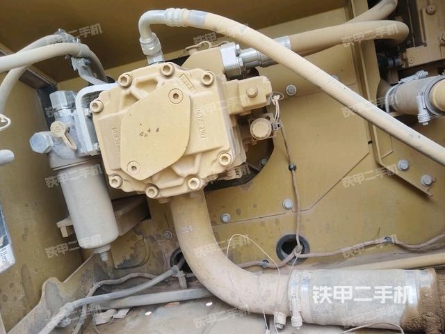 液壓泵斜45?左（大件艙室）