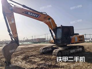 三一重工SY215C挖掘機(jī)