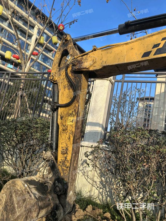 小臂整體右前（工作和回轉(zhuǎn)裝置）