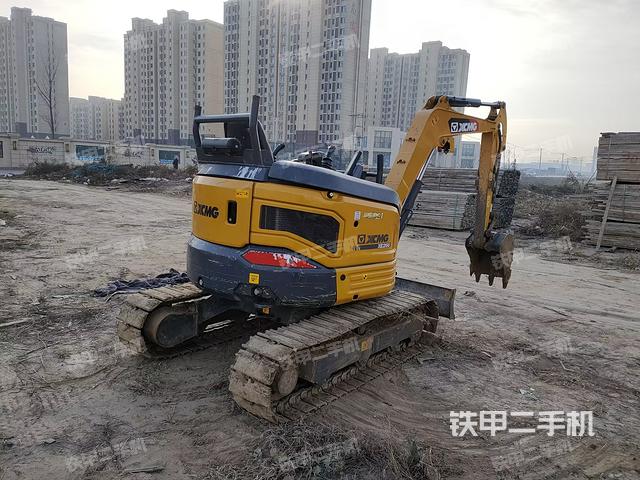 整機右后45°（整機外觀）