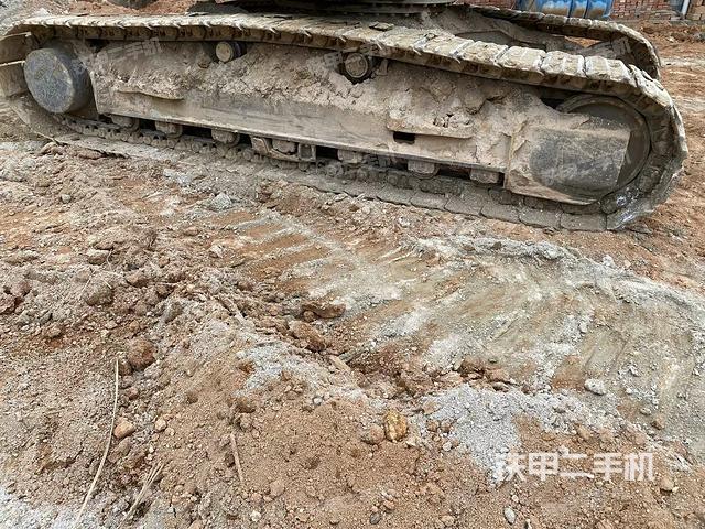 右側履帶整體（行走機構）