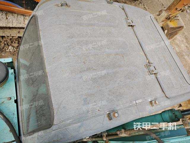 駕駛室頂部俯視(上車部件) 駕駛室頂部俯視(上車部件)