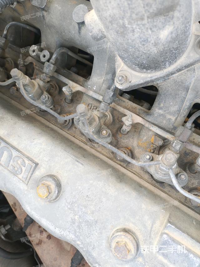 氣門室蓋螺絲特寫(上車部件) 氣門室蓋螺絲特寫(上車部件)