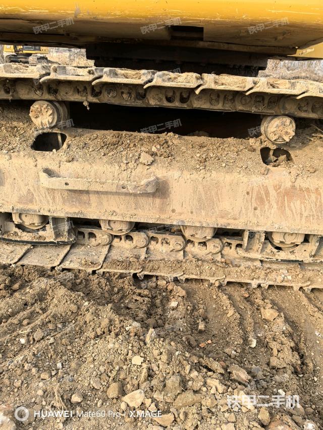 左側(cè)行走馬達蓋板（行走機構(gòu)）