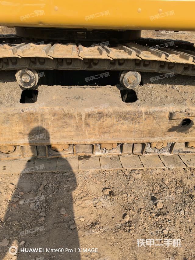 右側(cè)履帶整體（行走機(jī)構(gòu)）