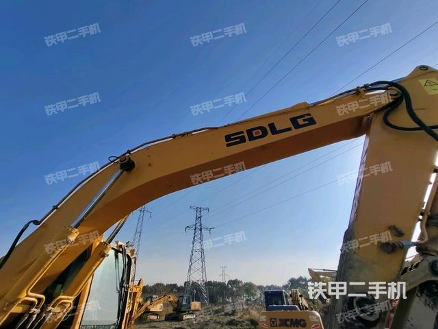 大臂整體?右側(cè)（工作和回轉(zhuǎn)裝置）