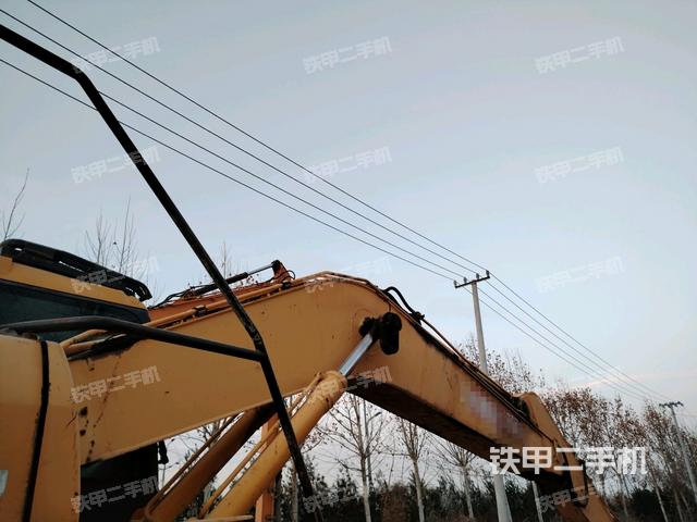 大臂整體?右側(cè)（工作和回轉(zhuǎn)裝置）