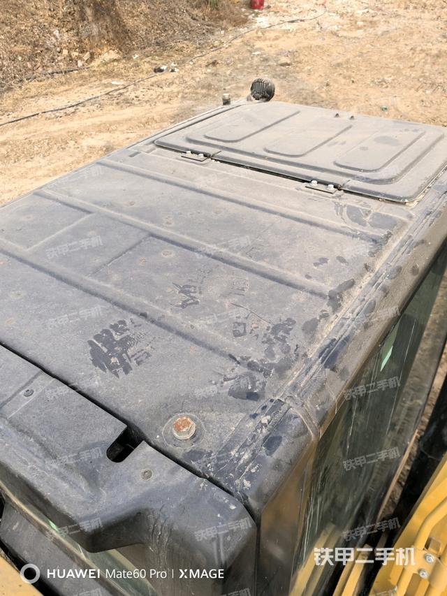 中央回轉(zhuǎn)接頭特寫（上車部件）