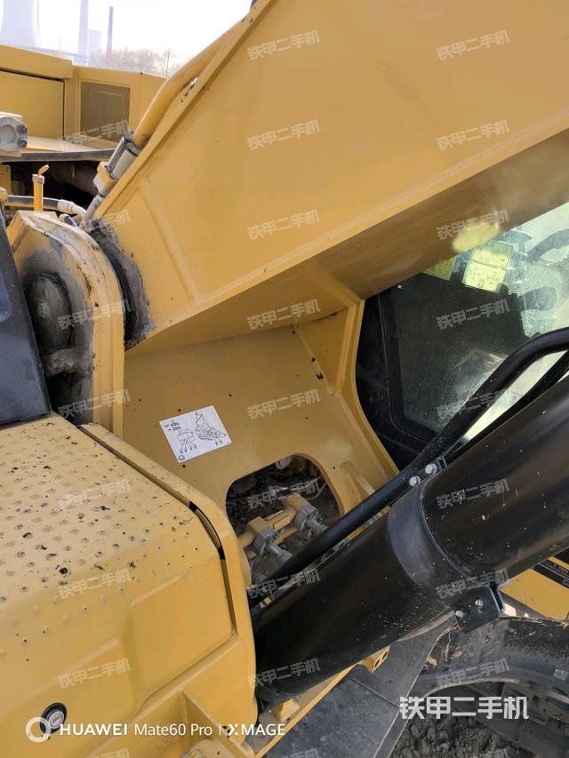 大臂根部?斜視（工作和回轉(zhuǎn)裝置）