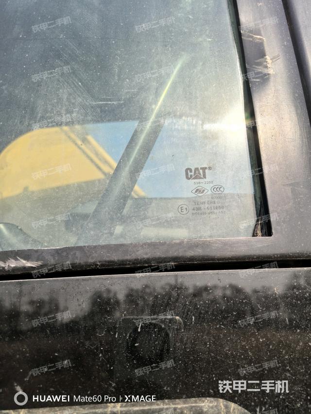 駕駛室左前45度（駕駛室部分）