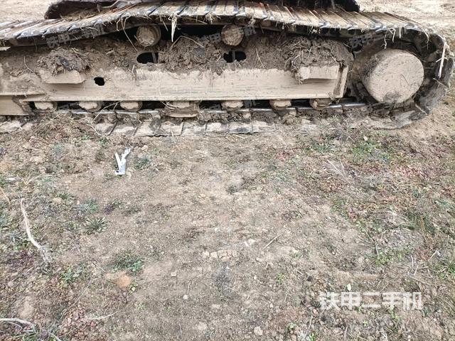 左侧履带整体 （行走机构）