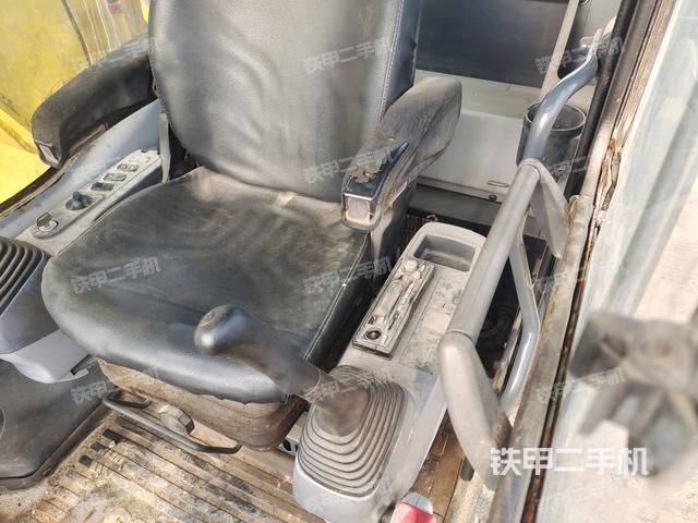 座椅后部（駕駛室部分）