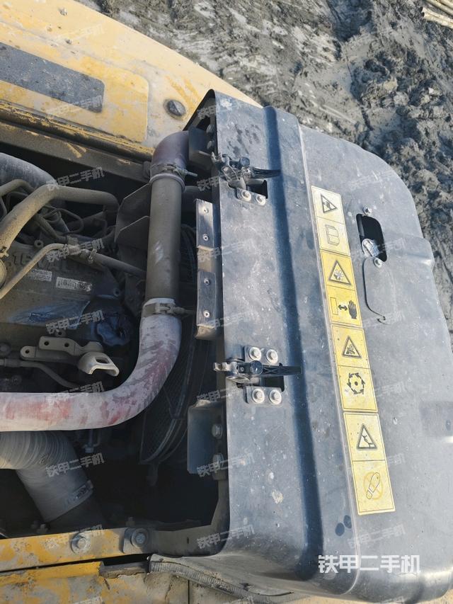 水箱+風扇特寫(上車部件) 水箱+風扇特寫(上車部件)