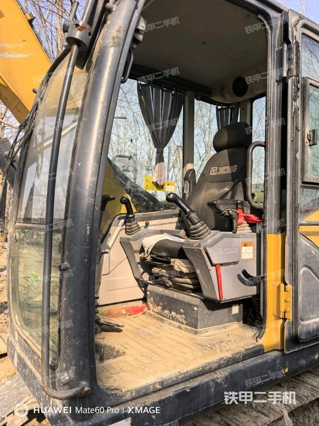 駕駛室頂部（整機(jī)外觀）