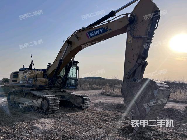 整機(jī)右后45°(整機(jī)外觀) 整機(jī)右后45°(整機(jī)外觀)