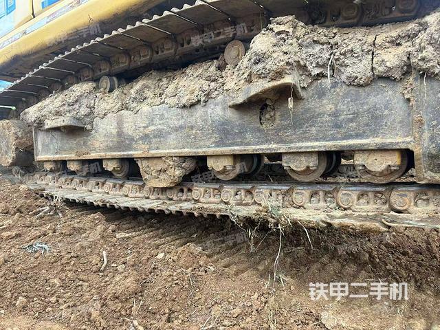 单侧履带整体（整机外观）