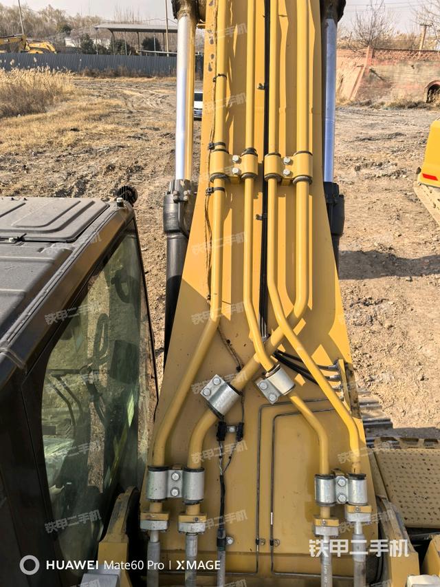 大臂整體?右側(cè)（工作和回轉(zhuǎn)裝置）