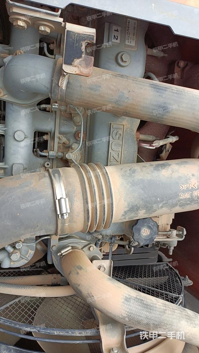 發(fā)動(dòng)機(jī)整體俯視(整機(jī)外觀) 發(fā)動(dòng)機(jī)整體俯視(整機(jī)外觀)