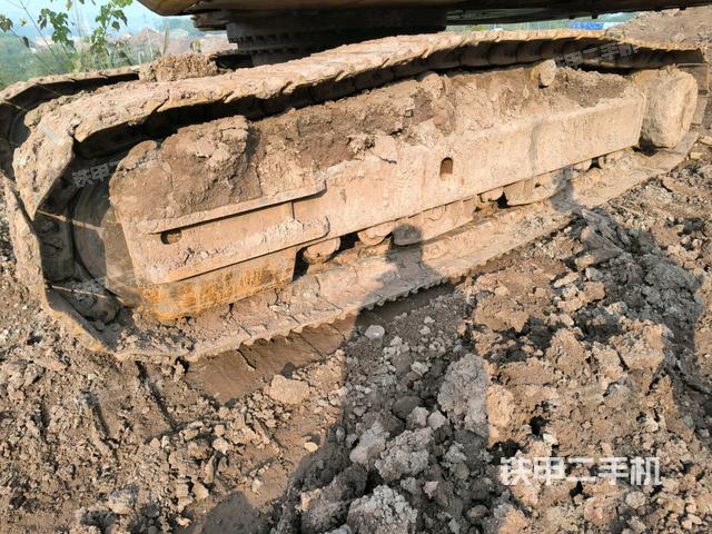 右側(cè)履帶整體（行走機(jī)構(gòu)）