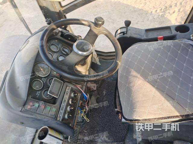 小時(shí)表（壓路機(jī)駕駛室）