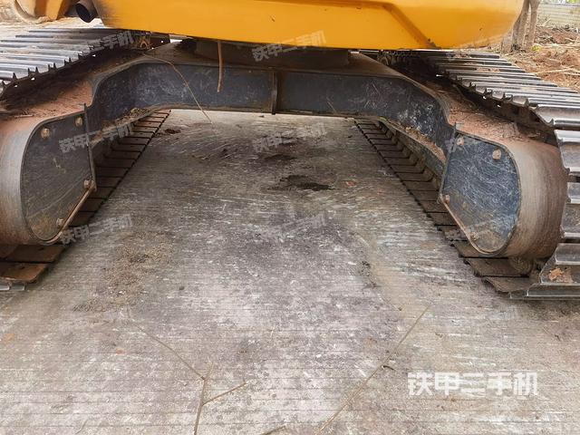 右側(cè)行走馬達(dá)蓋板（行走機(jī)構(gòu)）