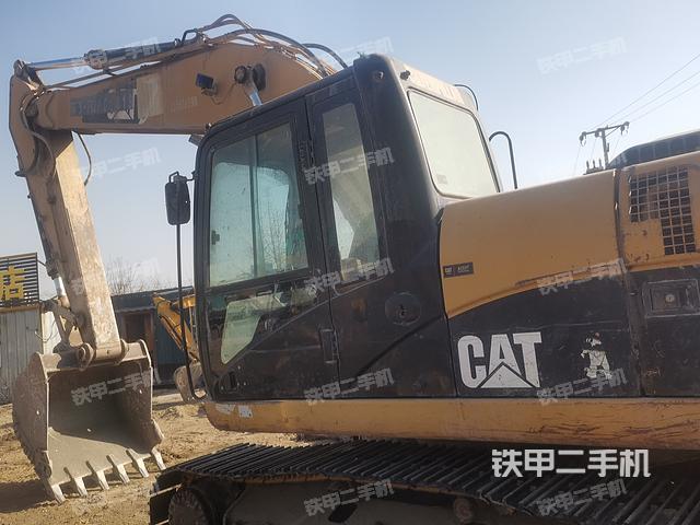 驾驶室整体(整机外观) 驾驶室整体(整机外观)