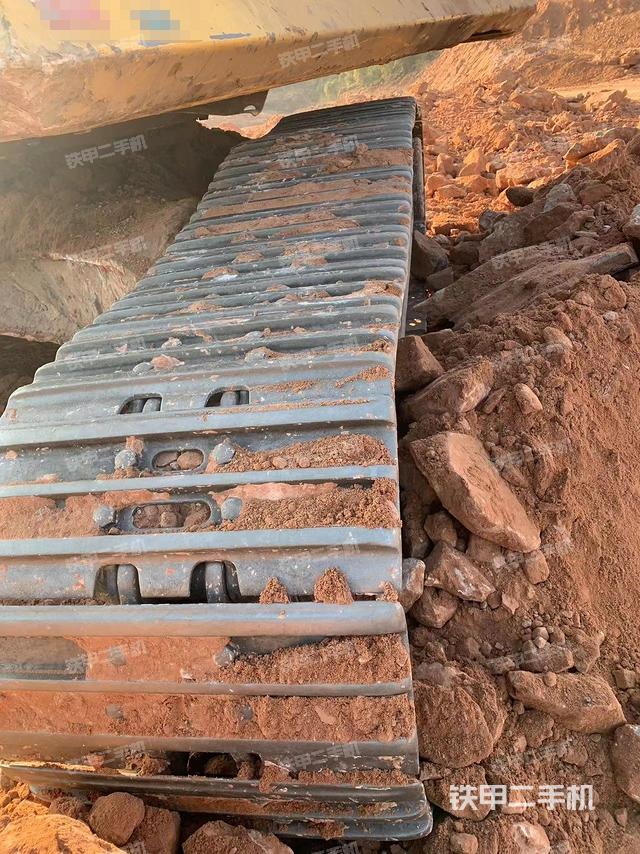 單側履帶整體（整機外觀）