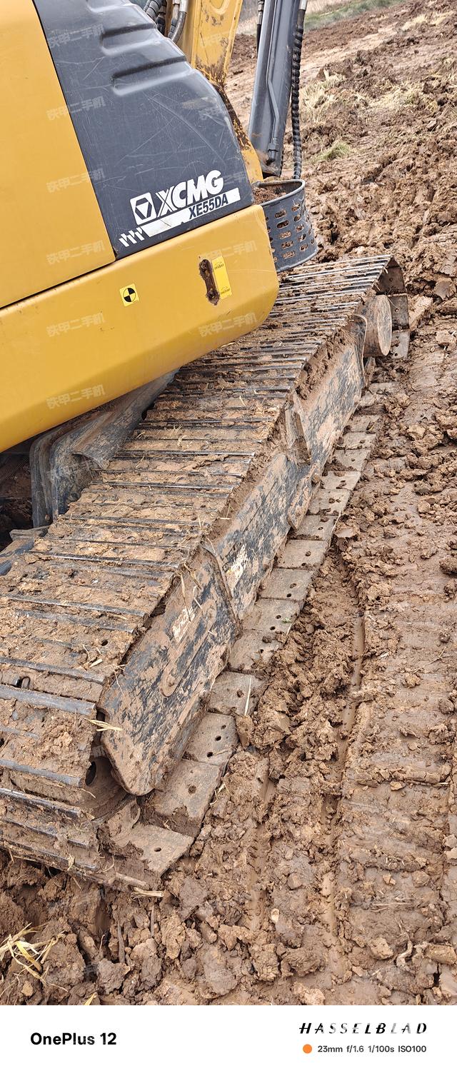 单侧履带整体（整机外观）