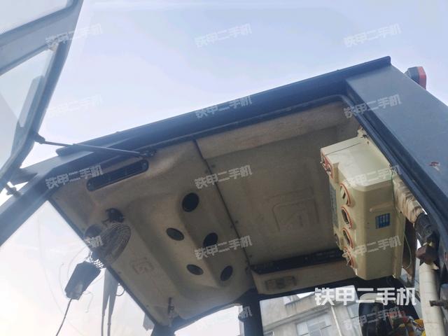 駕駛室外頂全景（壓路機駕駛室）