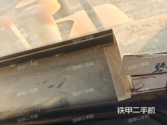 儀表盤(pán)全景（壓路機(jī)駕駛室）