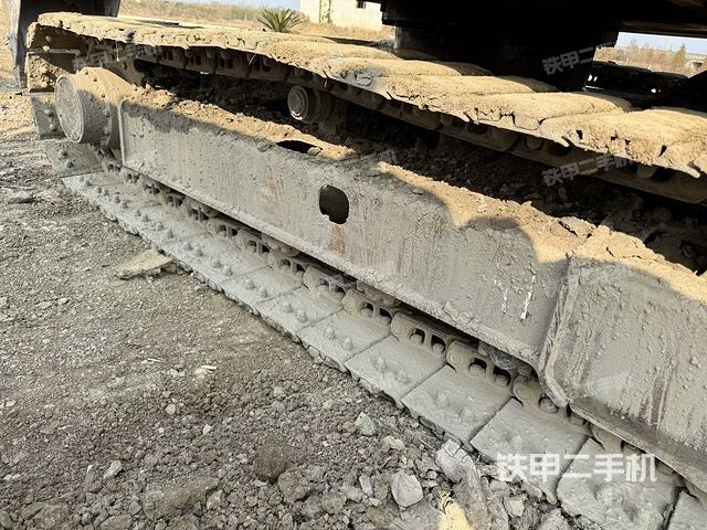 左側(cè)行走馬達(dá)蓋板（行走機(jī)構(gòu)）