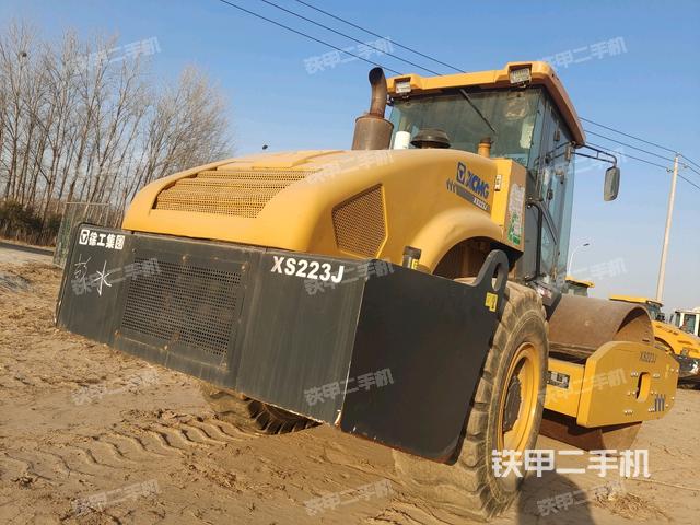 右后45°（壓路機整機外觀）