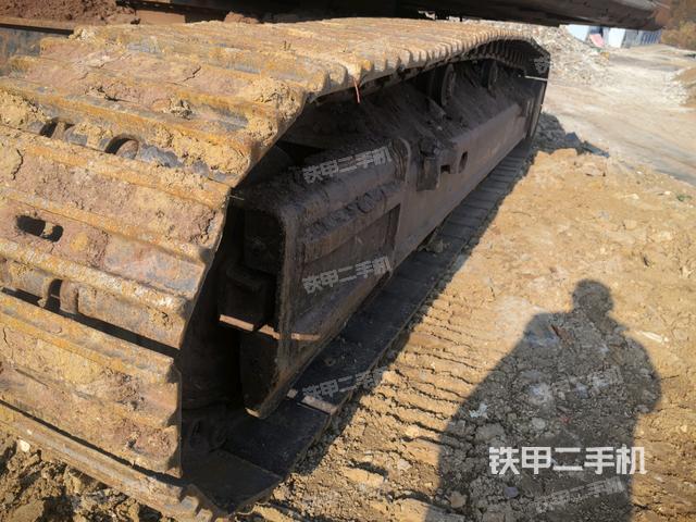 右側(cè)履帶整體（行走機(jī)構(gòu)）