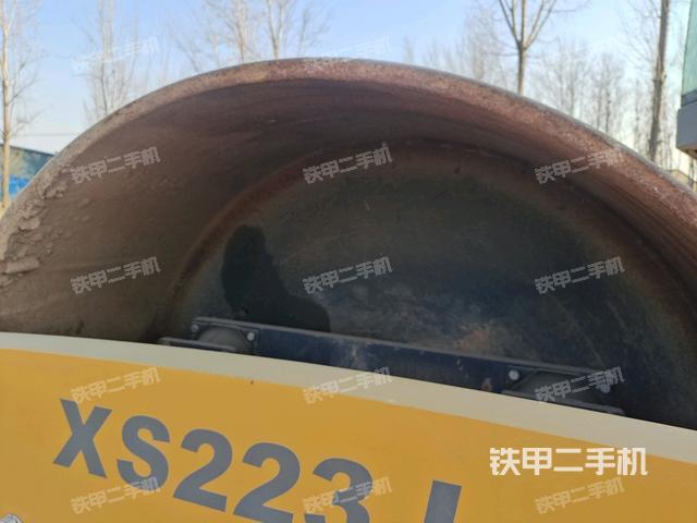 正后側（壓路機前后車架）