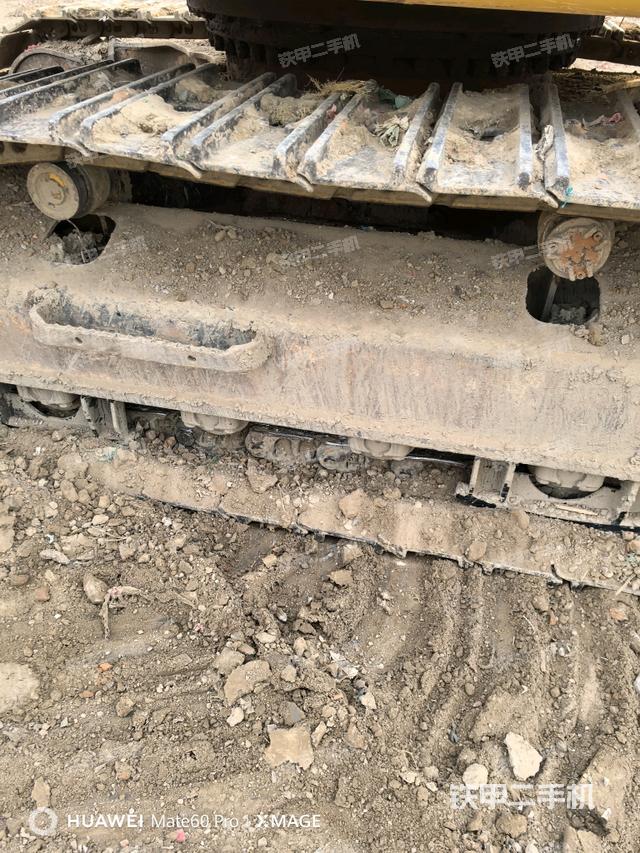 右側(cè)履帶整體（行走機構(gòu)）