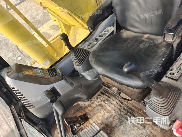 座椅左側(cè)控制臺(tái)/音響/含左手柄（駕駛室部分）