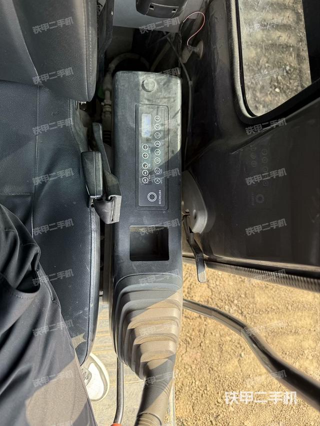 頂棚整體（駕駛室部分）