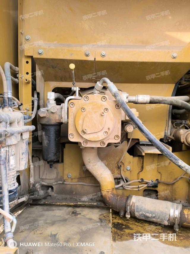 電瓶（大件艙室）