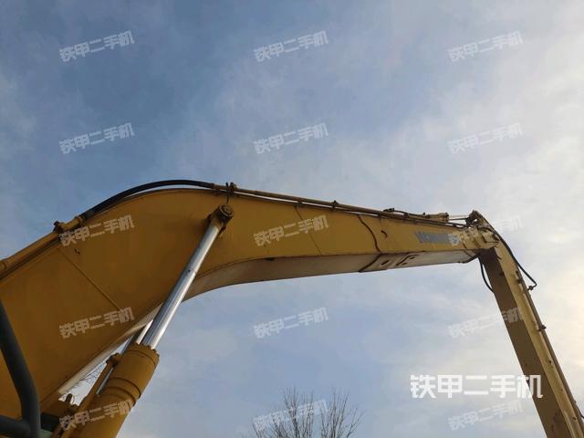 大臂油缸整體?豎拍（工作和回轉(zhuǎn)裝置）